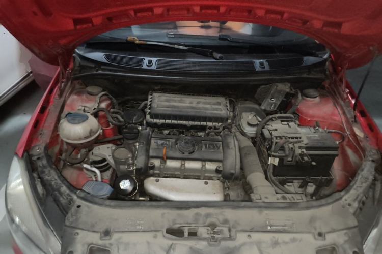 Used Skoda Fabia 2011 1.4L Automatic Crystal Edition Engine Bay