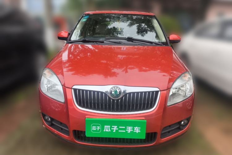 Used Skoda Fabia 2011 1.6L Automatic Crystal Edition Front