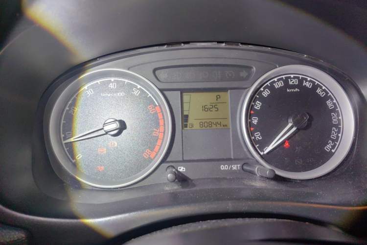 Used Skoda Fabia 2011 1.4L Automatic Crystal Edition Instrument Cluster