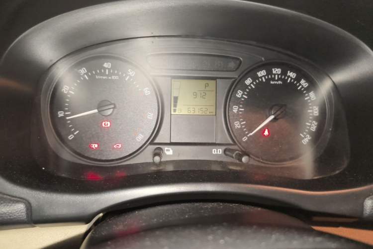 Used Skoda Fabia 2011 1.4L Automatic Crystal Edition Instrument Cluster