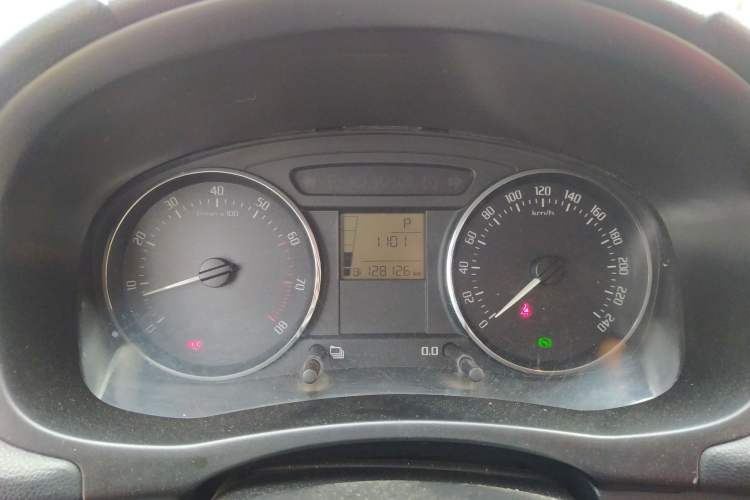 Used Skoda Fabia 2011 1.6L Automatic Cool Black Edition Instrument Cluster