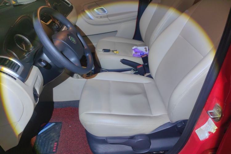 Used Skoda Fabia 2011 1.4L Automatic Crystal Edition Left Front Seat
