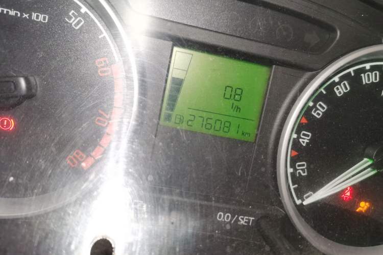Used Skoda Fabia 2011 1.4L Manual Crystal Edition Odometer Close Up