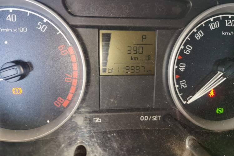Used Skoda Fabia 2011 1.6L Automatic Crystal Edition Odometer Close Up