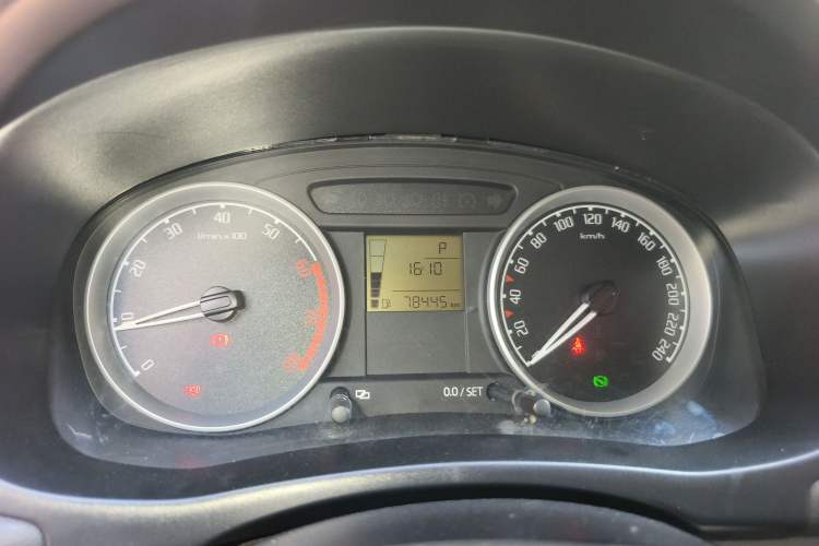 Used Skoda Fabia 2011 1.6L Automatic Crystal Edition Odometer Close Up
