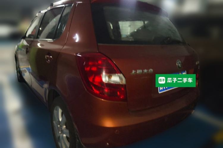 Used Skoda Fabia 2011 1.6L Automatic Crystal Edition Rear Left 45 Deg