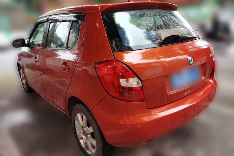Used Skoda Fabia 2011 1.4L Manual Crystal Edition Rear Left 45 Deg