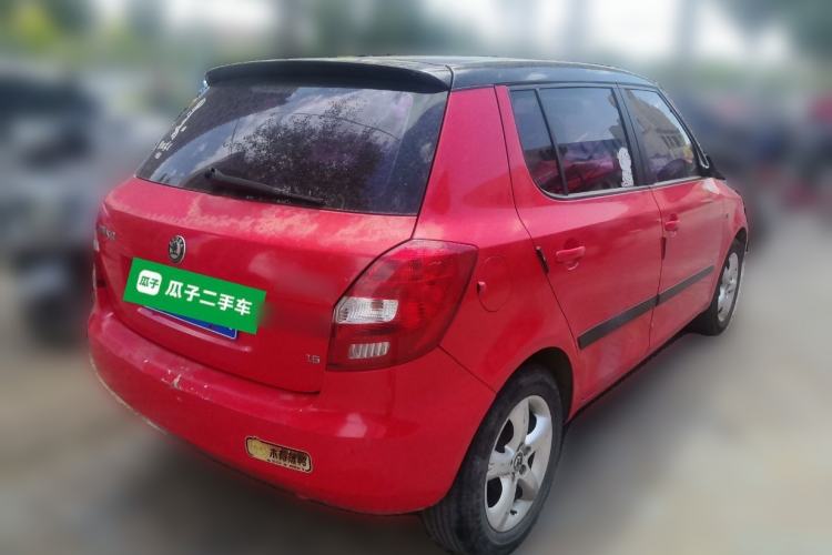 Used Skoda Fabia 2011 1.6L Manual Cool Black Edition Rear Right 45 Deg