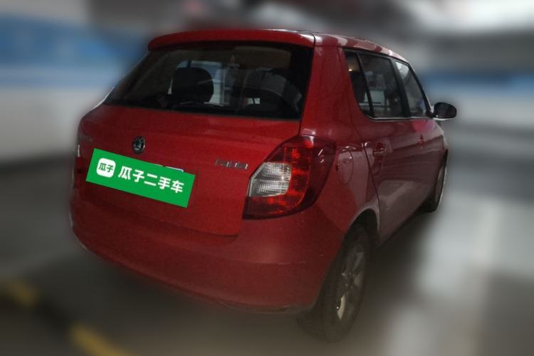 Used Skoda Fabia 2011 1.4L Automatic Crystal Edition Rear Right 45 Deg