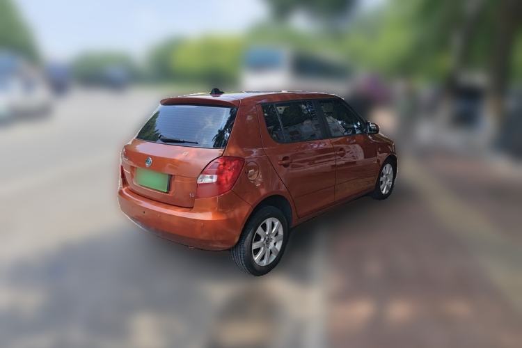 Used Skoda Fabia 2011 1.4L Manual Crystal Edition Rear Right 45 Deg