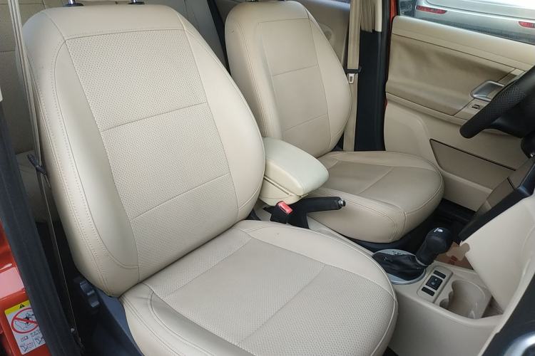 Used Skoda Fabia 2011 1.4L Automatic Crystal Edition Right Front Seat