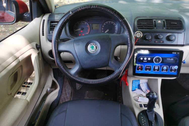 Used Skoda Fabia 2011 1.4L Automatic Crystal Edition Steering Wheel