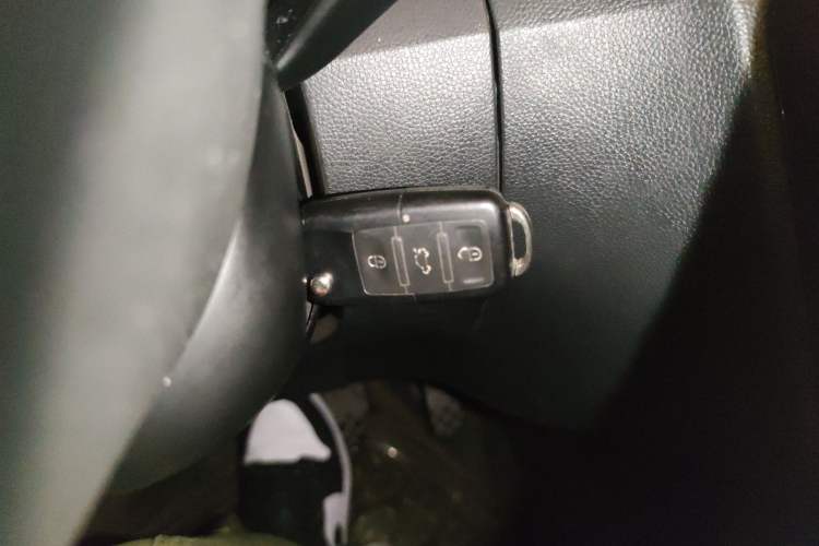 Used Skoda Fabia 2011 1.6L Automatic Cool Black Edition Vehicle Key