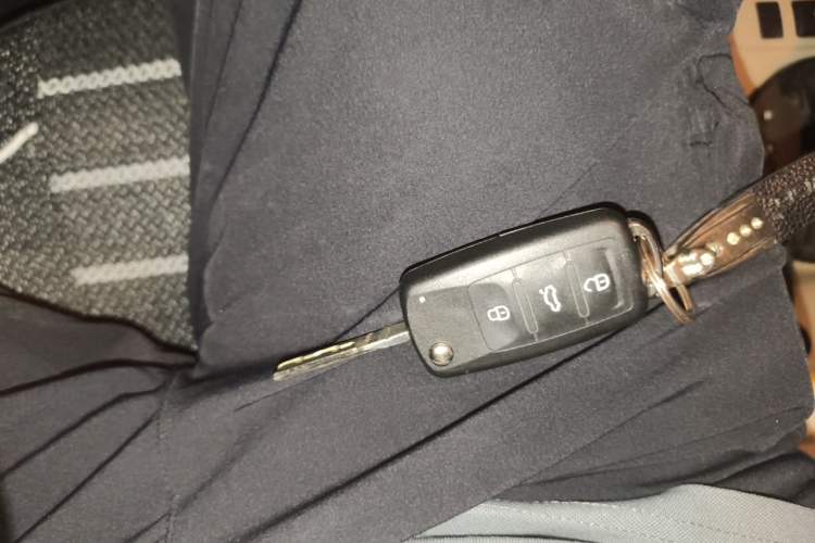 Used Skoda Fabia 2011 1.4L Automatic Crystal Edition Vehicle Key