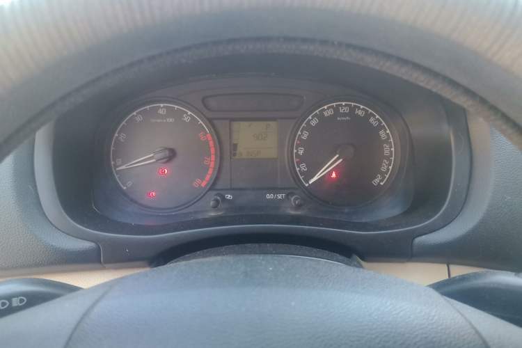Used Skoda Fabia 2011 1.4L Automatic Crystal Edition Instrument Cluster
