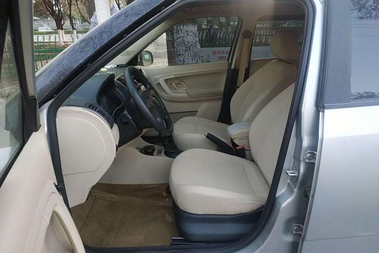 Used Skoda Fabia 2011 1.4L Automatic Crystal Edition Left Front Seat