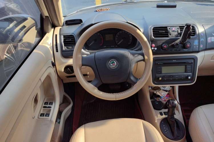 Used Skoda Fabia 2011 1.4L Automatic Crystal Edition Steering Wheel