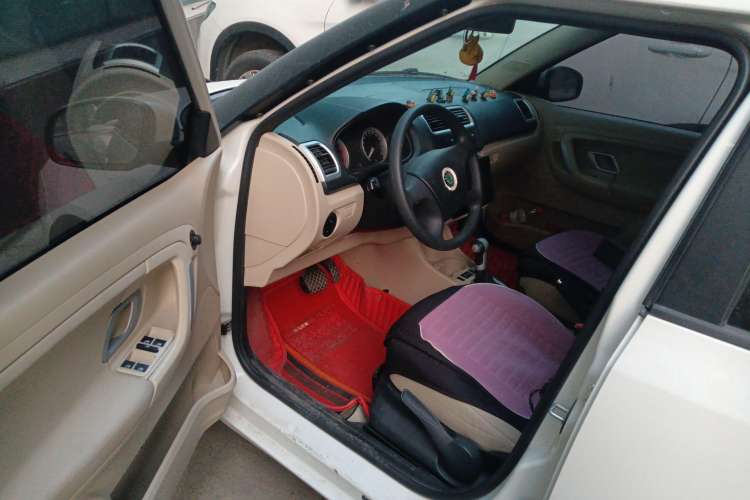 Used Skoda Fabia 2011 1.4L Automatic Crystal Edition Driver Seat