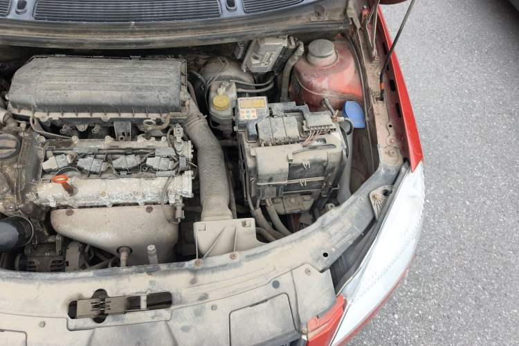 Used Skoda Fabia 2011 1.4L Manual Crystal Edition Engine Bay Left