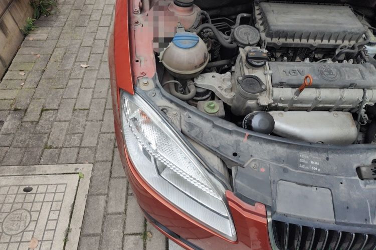 Used Skoda Fabia 2011 1.4L Manual Crystal Edition Engine Bay Right