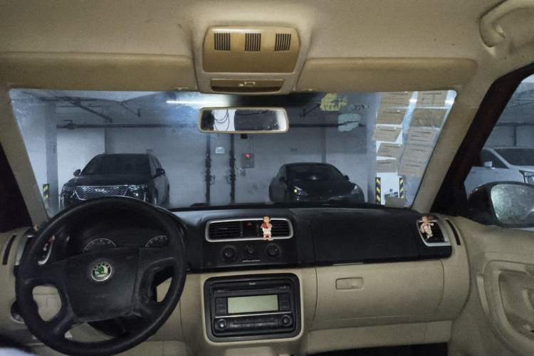 Used Skoda Fabia 2011 1.4L Manual Crystal Edition Headliner