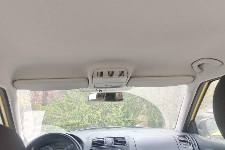 Used Skoda Fabia 2011 1.6L Automatic Cool Black Edition Headliner