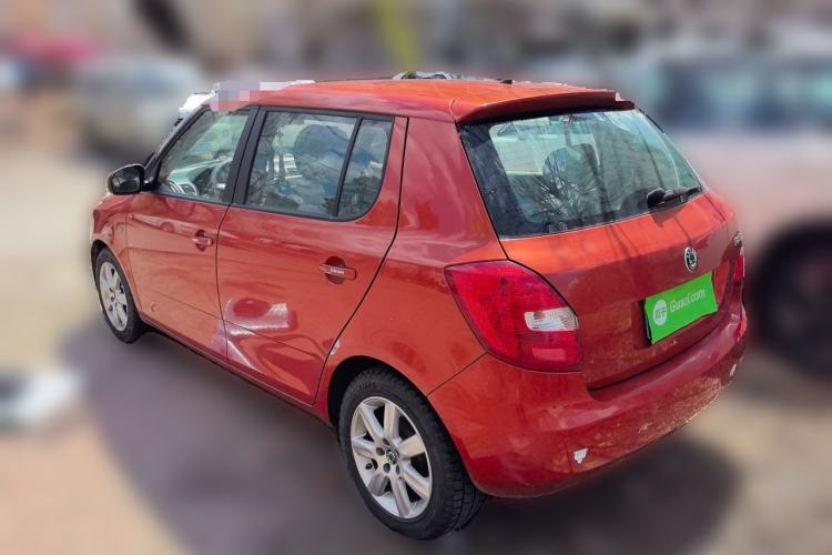 Used Skoda Fabia 2011 1.4L Manual Crystal Edition Rear Left 45 Deg