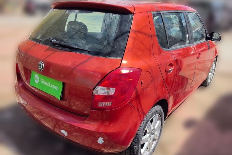 Used Skoda Fabia 2011 1.4L Manual Crystal Edition Rear Right 45 Deg