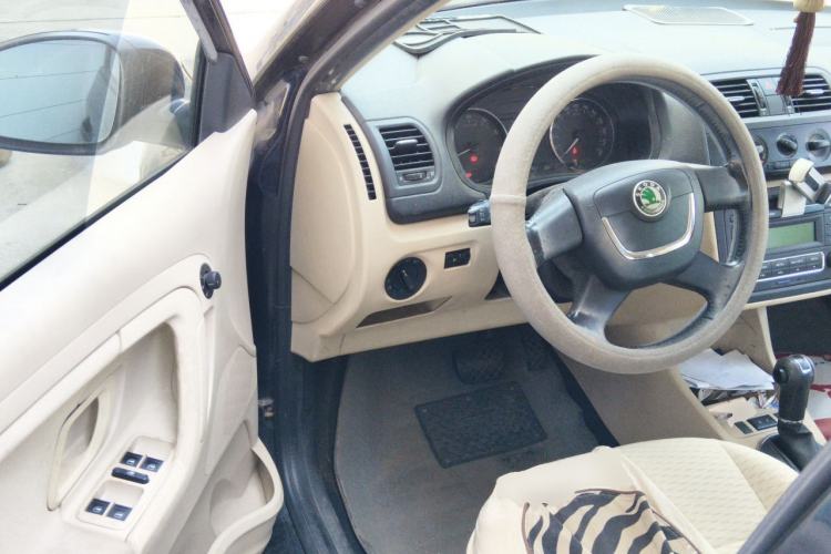 Used Skoda Fabia 2012 1.4L Automatic Crystal Edition Driver Seat