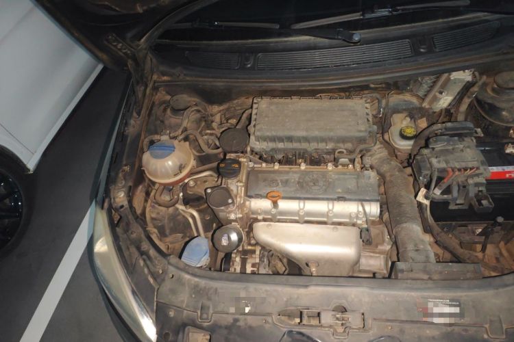 Used Skoda Fabia 2012 1.6L Scout Engine Bay Right