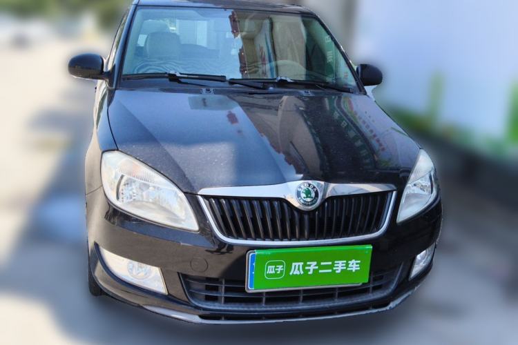Used Skoda Fabia 2012 1.4L Automatic Crystal Edition Front