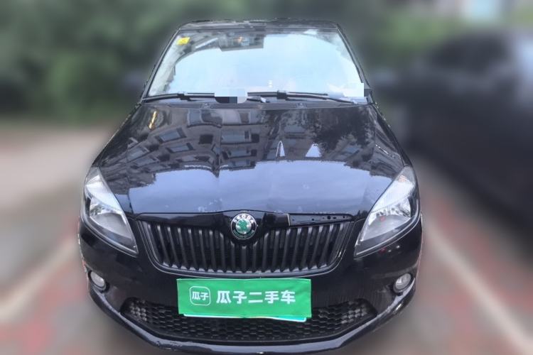 Used Skoda Fabia 2012 1.6L Automatic Sport Edition Front