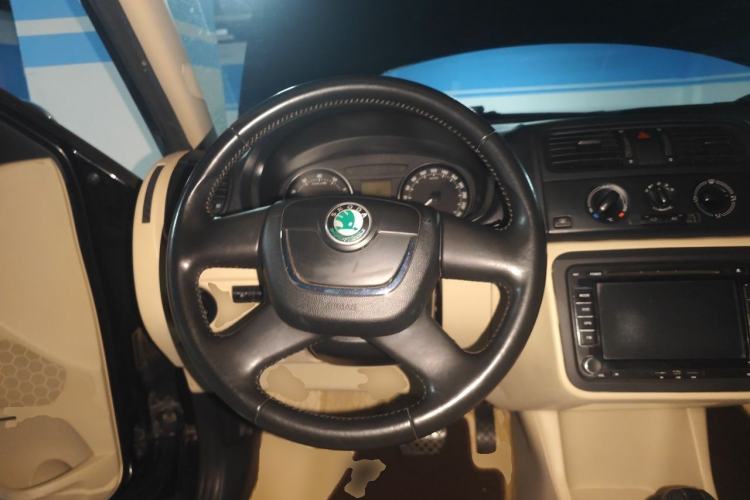 Used Skoda Fabia 2012 1.6L Scout Steering Wheel