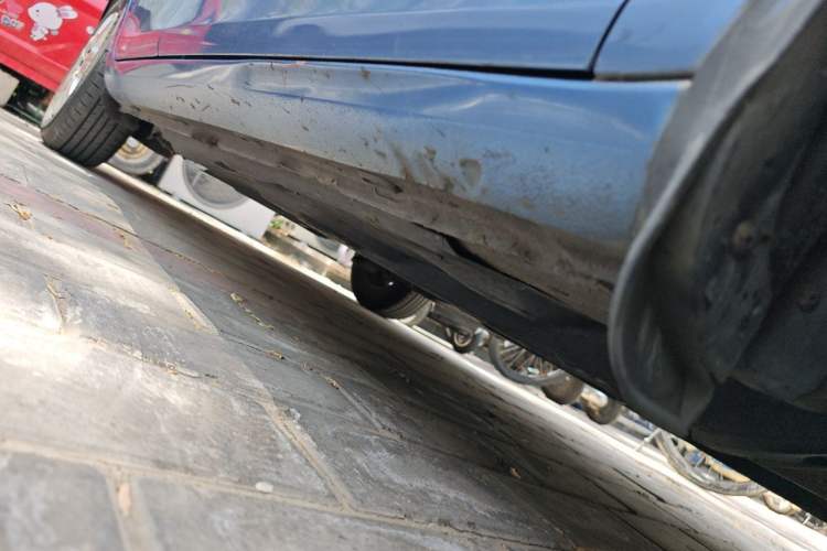 Used Skoda Fabia 2012 1.4L Manual Crystal Edition Chassis Front Right