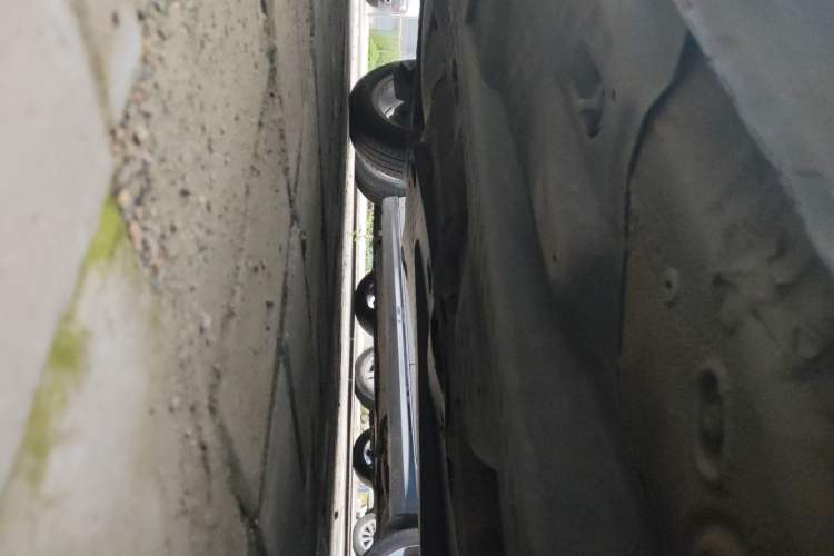 Used Skoda Fabia 2012 1.4L Automatic Crystal Edition Chassis Front Right