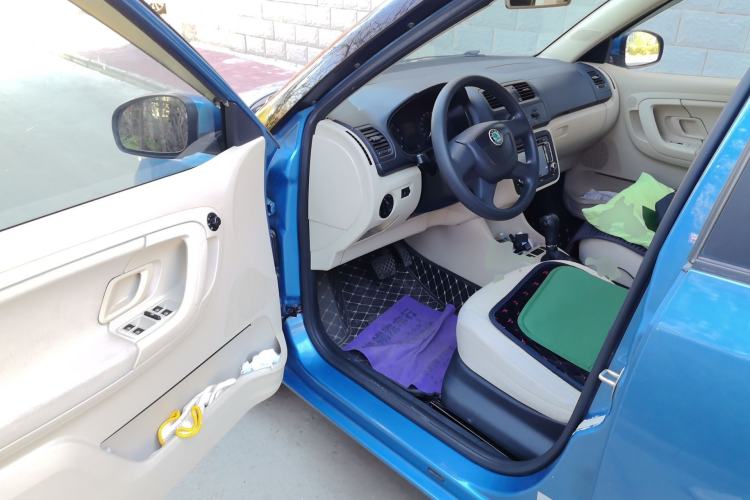 Used Skoda Fabia 2012 1.4L Automatic Crystal Edition Driver Seat