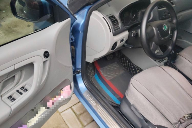Used Skoda Fabia 2012 1.4L Automatic Crystal Edition Driver Seat