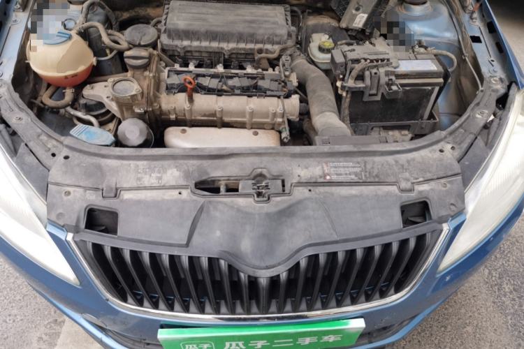 Used Skoda Fabia 2012 1.4L Manual Crystal Edition Engine Bay