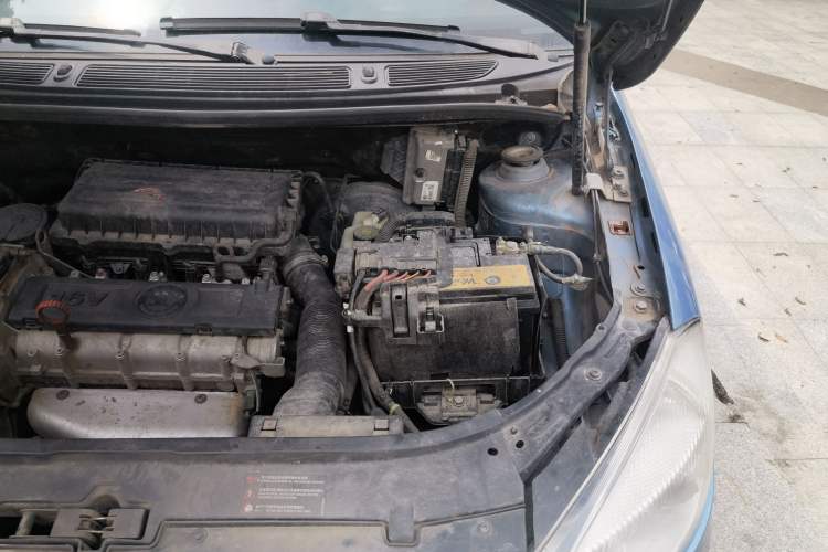Used Skoda Fabia 2012 1.6L Automatic Crystal Edition Engine Bay Left