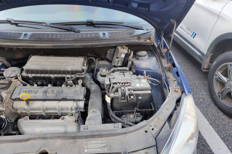 Used Skoda Fabia 2012 1.6L Automatic Crystal Edition Engine Bay Left