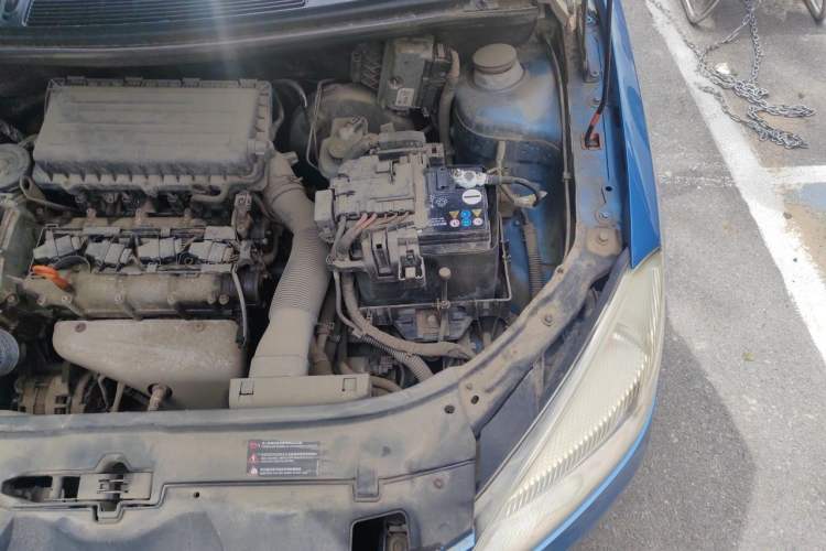 Used Skoda Fabia 2012 1.4L Automatic Crystal Edition Engine Bay Left