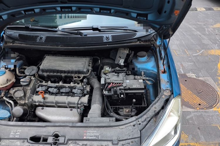 Used Skoda Fabia 2012 1.4L Automatic Crystal Edition Engine Bay Left