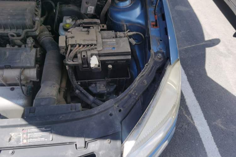 Used Skoda Fabia 2012 1.4L Automatic Crystal Edition Engine Bay Left