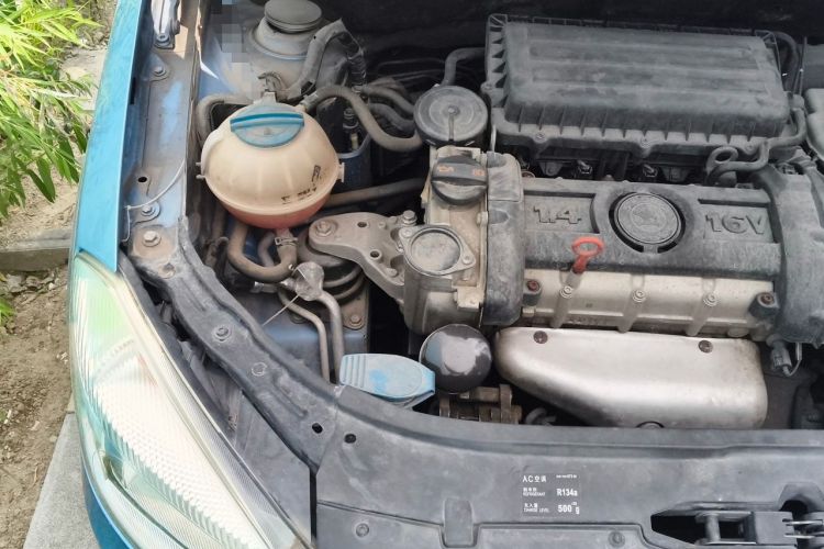 Used Skoda Fabia 2012 1.4L Manual Crystal Edition Engine Bay Right