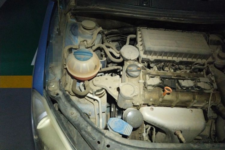 Used Skoda Fabia 2012 1.4L Automatic Crystal Edition Engine Bay Right