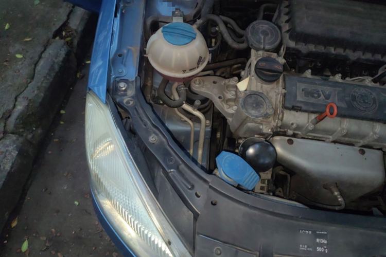 Used Skoda Fabia 2012 1.4L Manual Crystal Edition Engine Bay Right