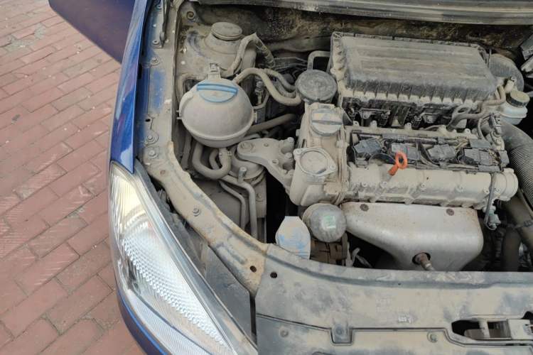 Used Skoda Fabia 2012 1.4L Manual Crystal Edition Engine Bay Right