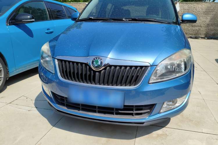 Used Skoda Fabia 2012 1.4L Automatic Crystal Edition Exterior 1