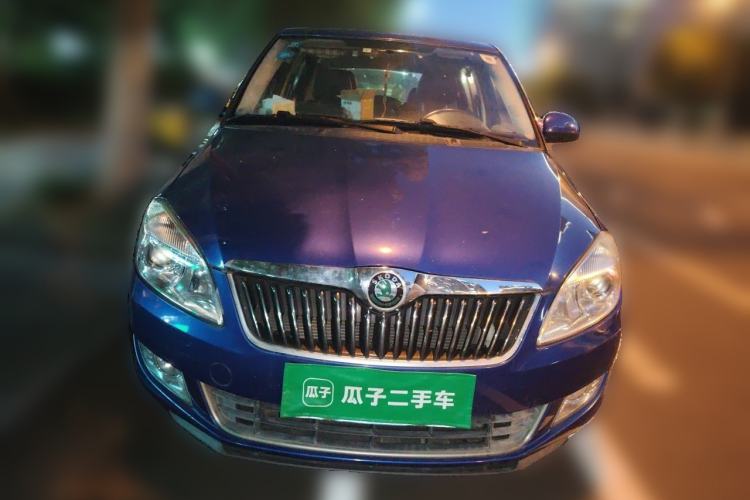 Used Skoda Fabia 2012 1.6L Automatic Crystal Edition Front