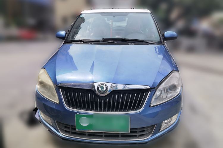Used Skoda Fabia 2012 1.6L Automatic Crystal Edition Front